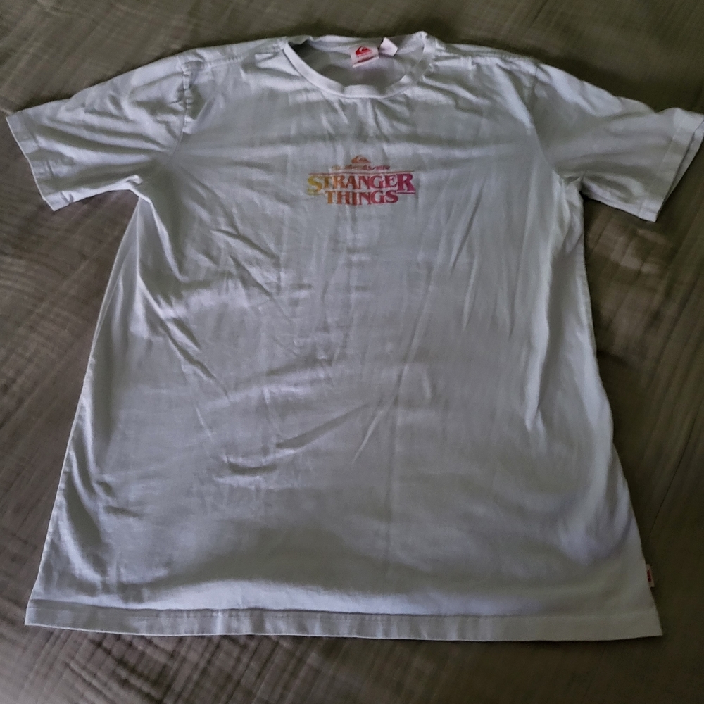 Quicksilver Netflix Stranger Things Men Small White Used Short Sleeve 022025